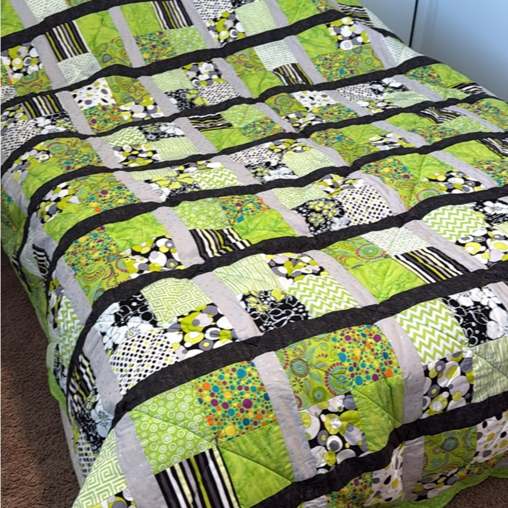 Handmade Machine Quilted Green and Black Patchwork Quilt